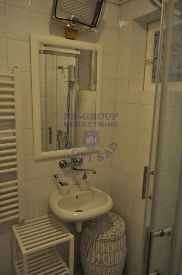 Slika 8 - Grbavica, 33m2 - jednosoban sa terasom