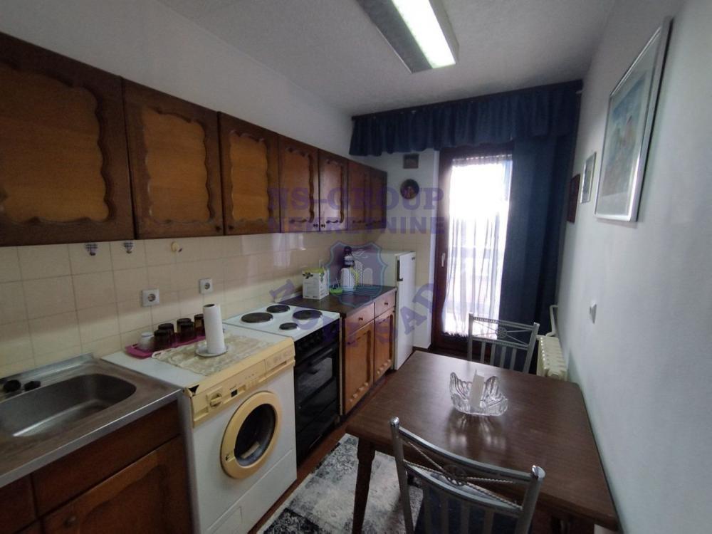 Slika 3 - Jednosoban, 34m2, Novo naselje Novi Sad, sa terasom, ima lift