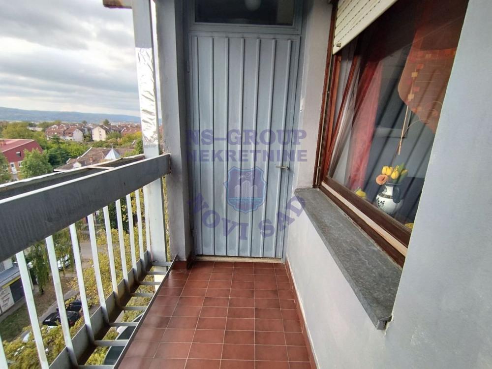 Slika 6 - Jednosoban, 34m2, Novo naselje Novi Sad, sa terasom, ima lift