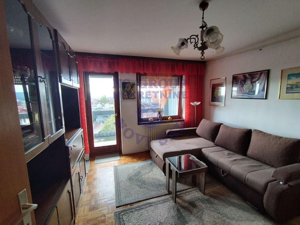 Glavna slika -Jednosoban, 34m2, Novo naselje Novi Sad, sa terasom, ima lift