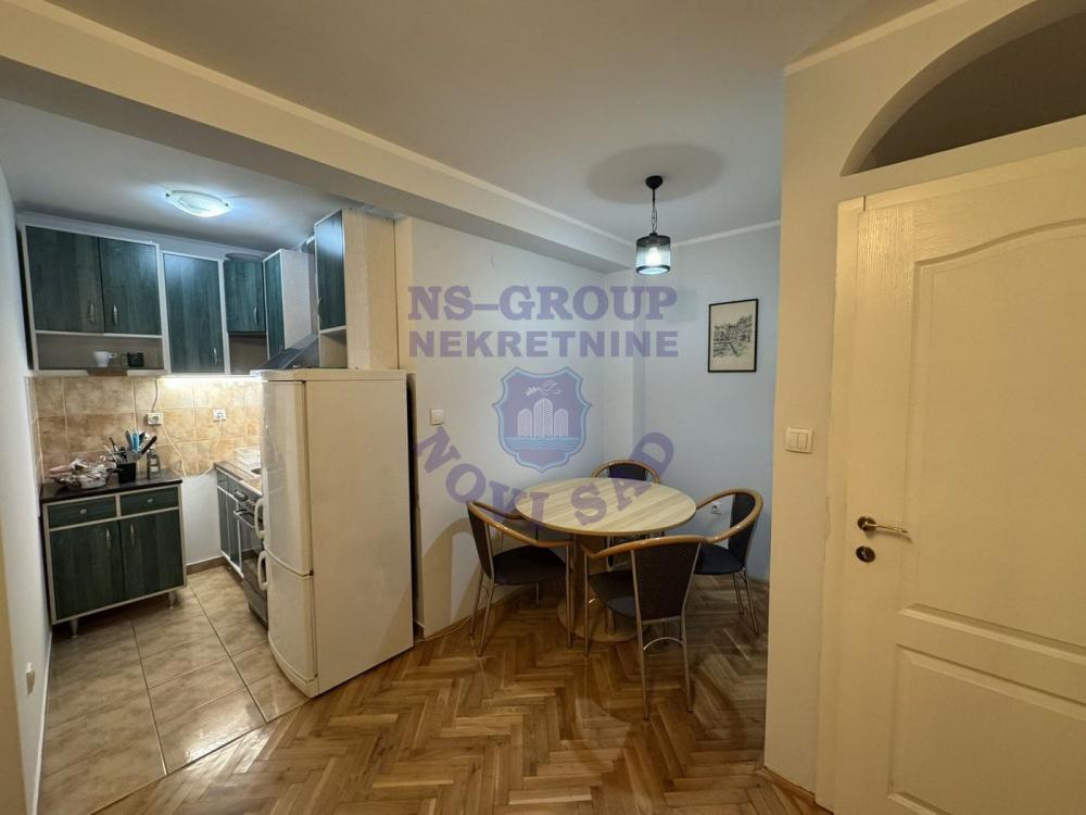 Slika 2 - Odličan dvoiposoban stan na Bulevaru oslobođenja!