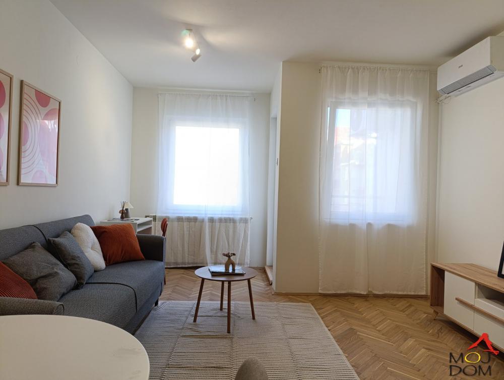 Glavna slika -Stan,NOVI SAD,BULEVAR EVROPE,kv: 28, € 91650, ID: 1031230