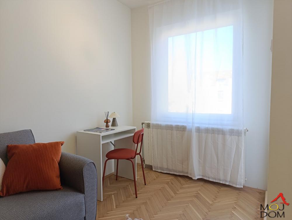 Slika 4 - Stan,NOVI SAD,BULEVAR EVROPE,kv: 28, € 91650, ID: 1031230