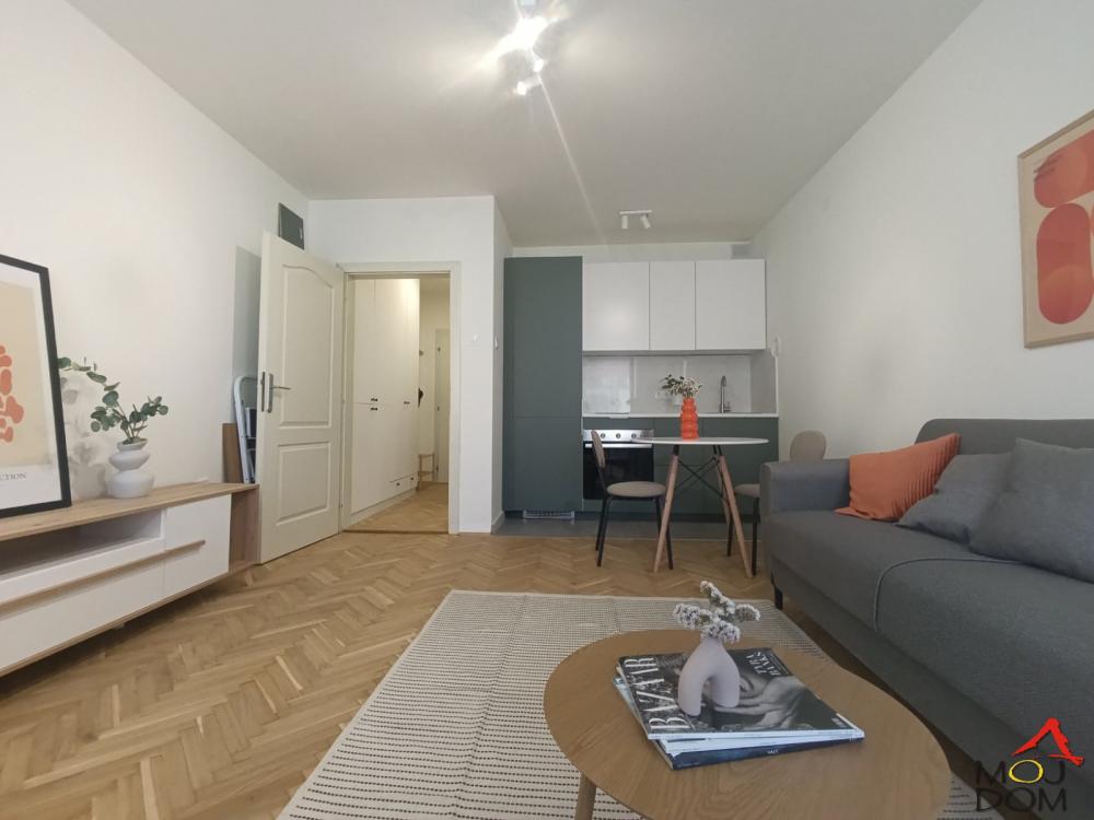 Slika 3 - Stan,NOVI SAD,BULEVAR EVROPE,kv: 28, € 91650, ID: 1031230