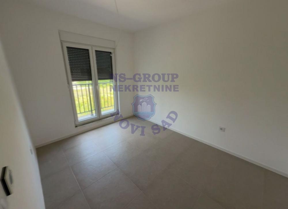 Slika 4 - Prelep stan sa četiri spavaće sobe / Gratis krovna terasa i parking