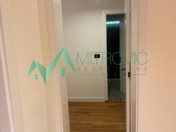 Slika 4 - Prodaje se luksuzno renoviran četvorosoban stan u centru grada – Železnička ulica 