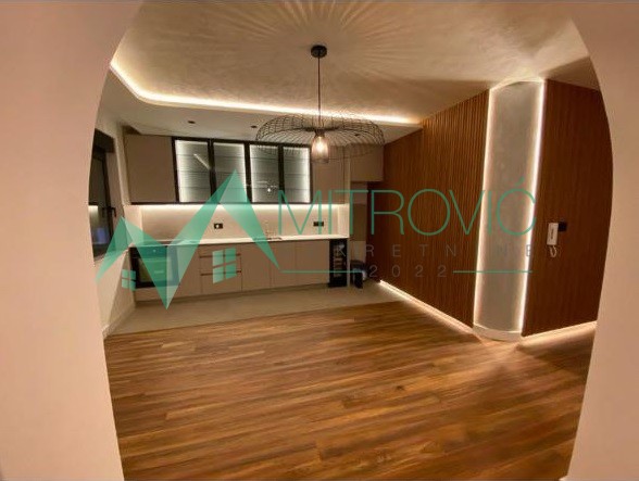 Slika 8 - Prodaje se luksuzno renoviran četvorosoban stan u centru grada – Železnička ulica 