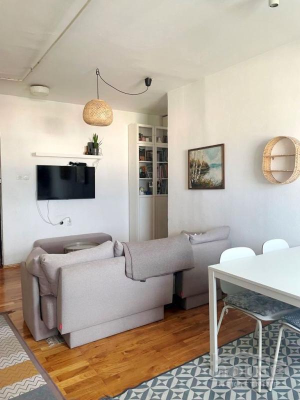 Slika 1 - Stan,NOVI SAD,BULEVAR,kv: 57.00, € 151000, ID: 1063816