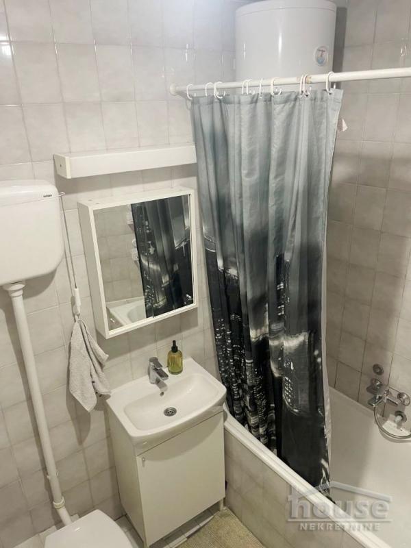 Slika 9 - Stan,NOVI SAD,BULEVAR,kv: 57.00, € 151000, ID: 1063816