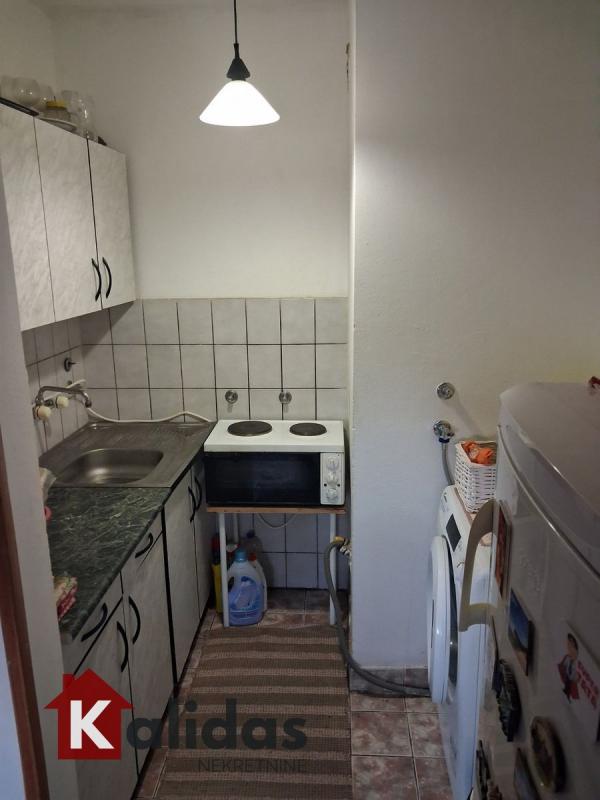 Slika 1 - Stan,NOVI SAD,ŠONSI,kv: 31, € 75000, ID: 1008220