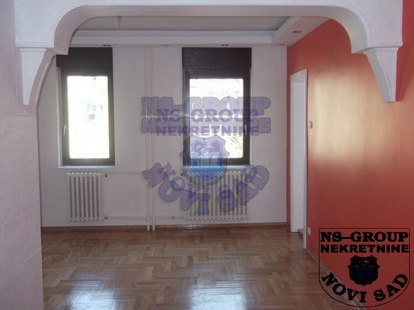 Slika 2 - Četvorosoban, 102m2, Spens Novi Sad Novi Sad