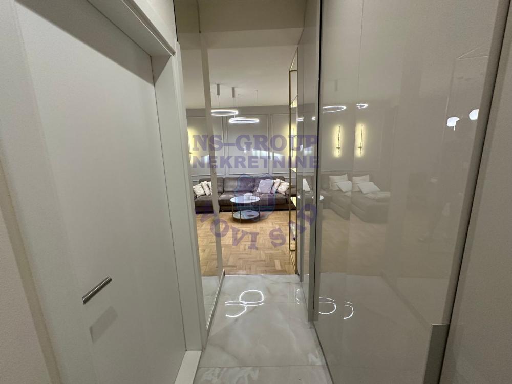 Slika 3 - Dvosoban, 50m2, Grbavica Novi Sad