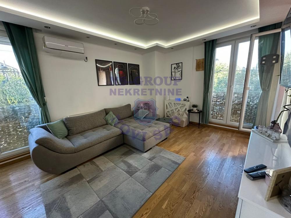 Glavna slika -Četvorosoban, 75m2, Podbara Novi Sad