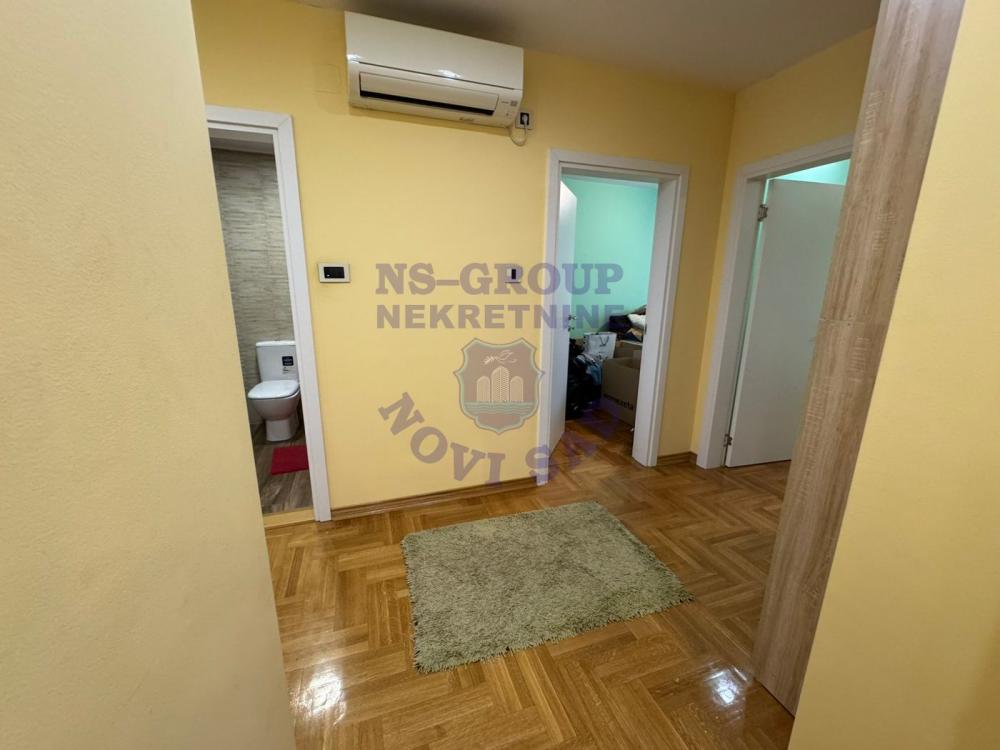 Slika 7 - Petosoban, Grbavica Novi Sad