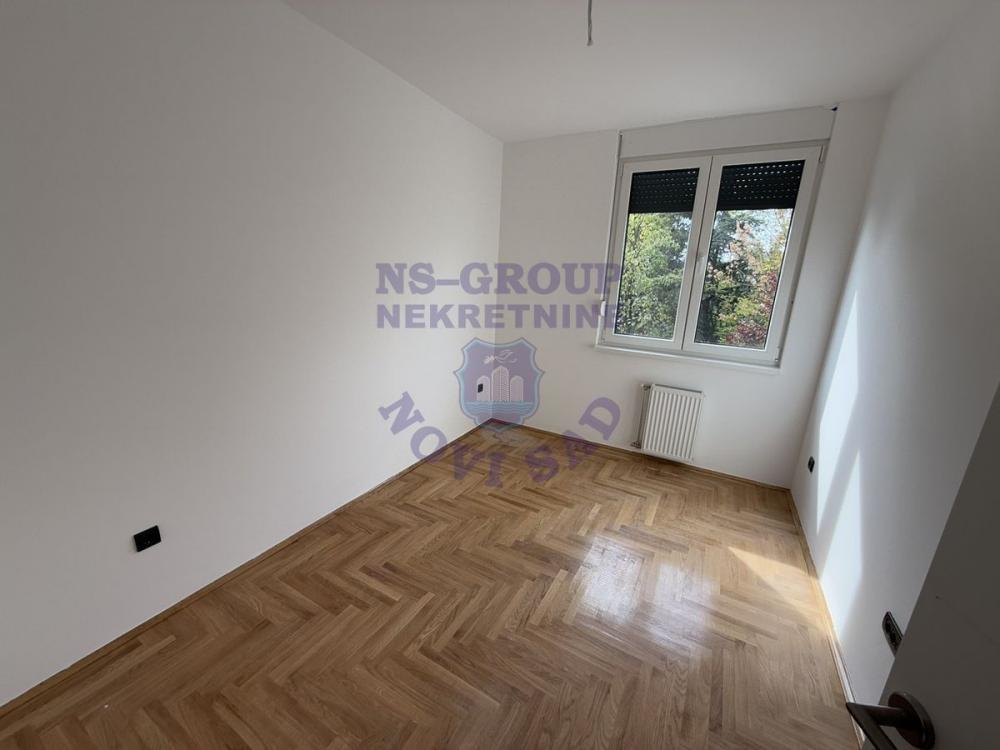 Slika 3 - Useljivo - PDV u ceni - odličan raspored!!!