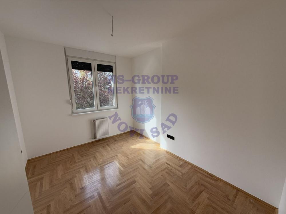 Slika 4 - Useljivo - PDV u ceni - odličan raspored!!!