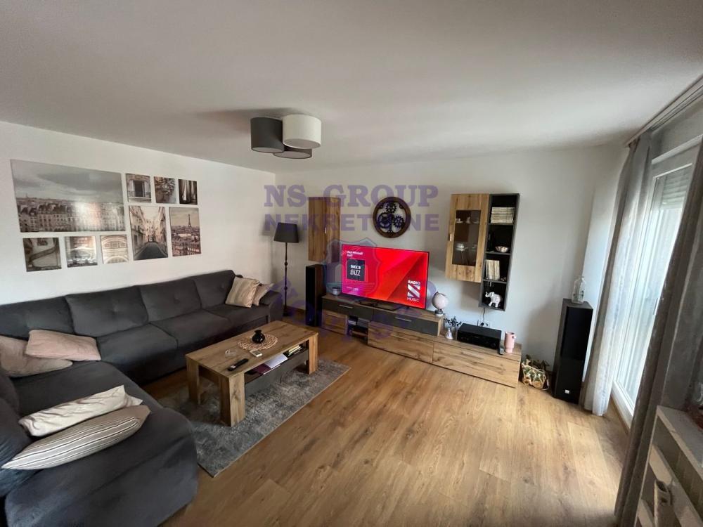 Glavna slika -Kompletno renoviran - 76m2