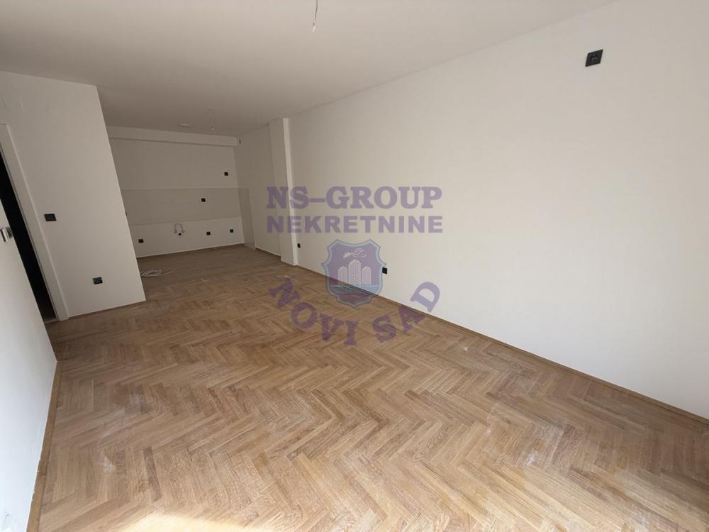 Slika 2 - Trosoban - Useljiv - PDV u ceni!!!