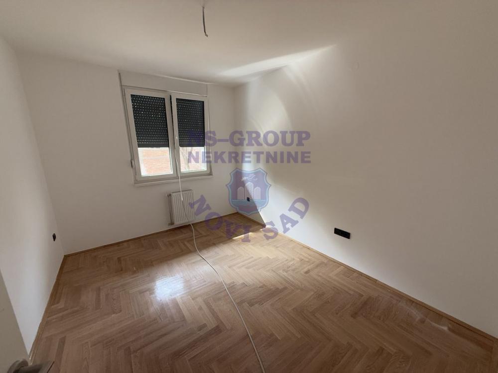 Slika 4 - Trosoban - Useljiv - PDV u ceni!!!