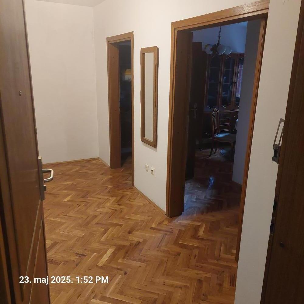 Slika 1 - Dvosoban, 54m2, Pasterova 26 Novi Sad, sa terasom, ima lift