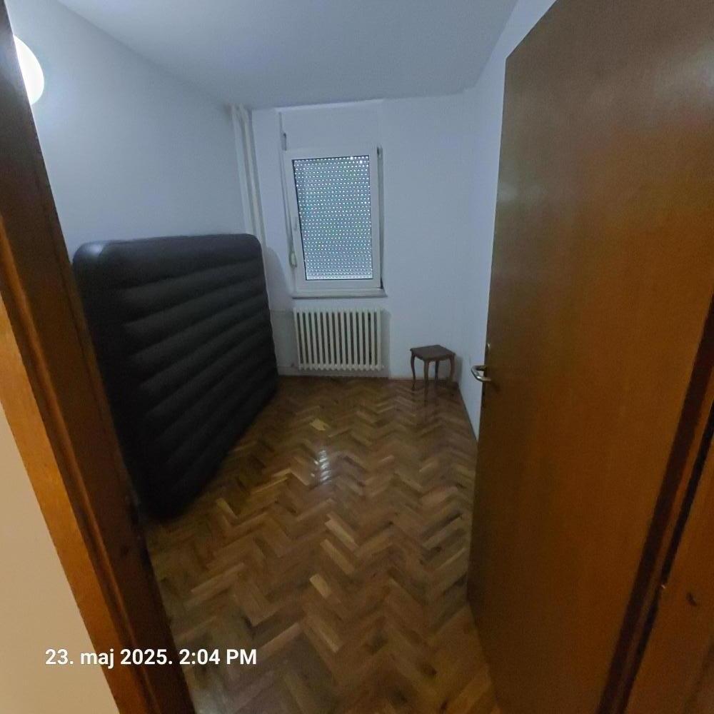 Slika 7 - Dvosoban, 54m2, Pasterova 26 Novi Sad, sa terasom, ima lift