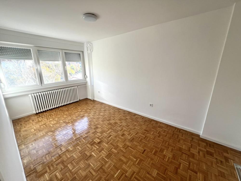 Slika 9 - Stan,NOVI SAD,BULEVAR,kv: 75, € 221500, ID: 1019254