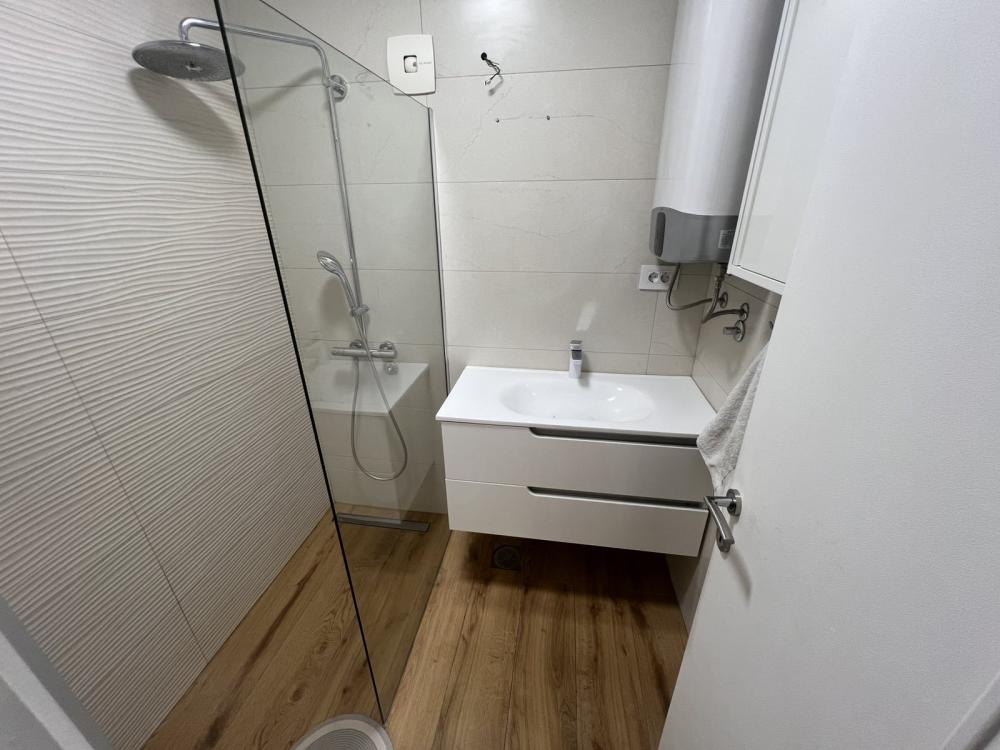 Slika 7 - Stan,NOVI SAD,BULEVAR,kv: 75, € 221500, ID: 1019254