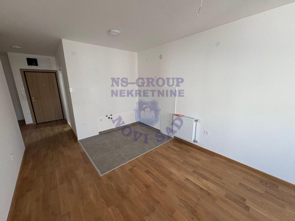 Slika 2 - Trosoban, 70m2, Telep Novi Sad, sa terasom, ima lift