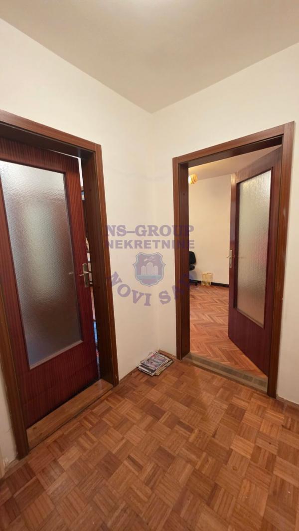 Slika 3 - Trosoban stan na Bulevaru Patrijarha Pavla