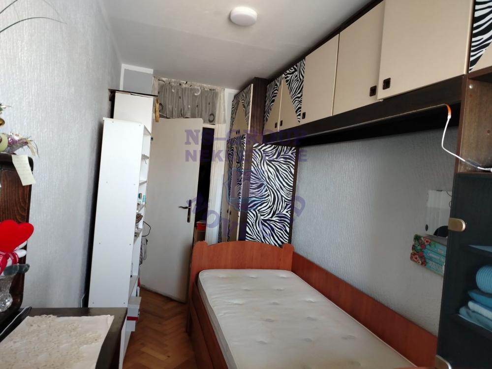 Slika 5 - Dvosoban, 52m2, Liman 3 Novi Sad, sa terasom, ima lift