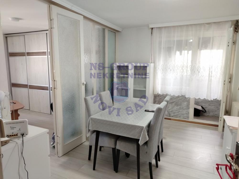 Slika 10 - Dvosoban, 52m2, Liman 3 Novi Sad, sa terasom, ima lift