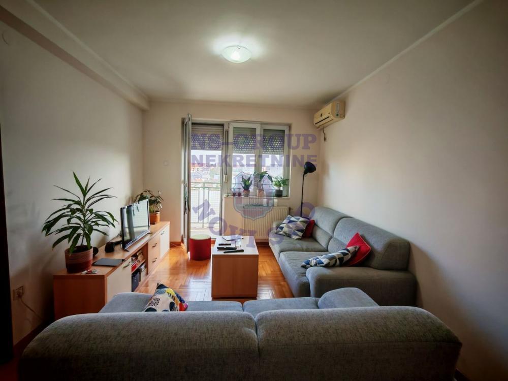 Glavna slika -Dvosoban stan na Bulevaru Evrope