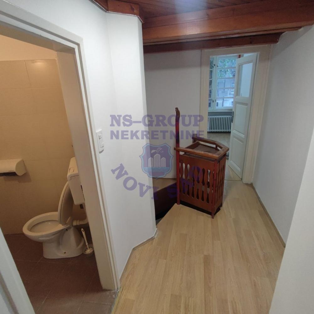 Slika 2 - Trosoban stan na odlicnoj lokaciji 