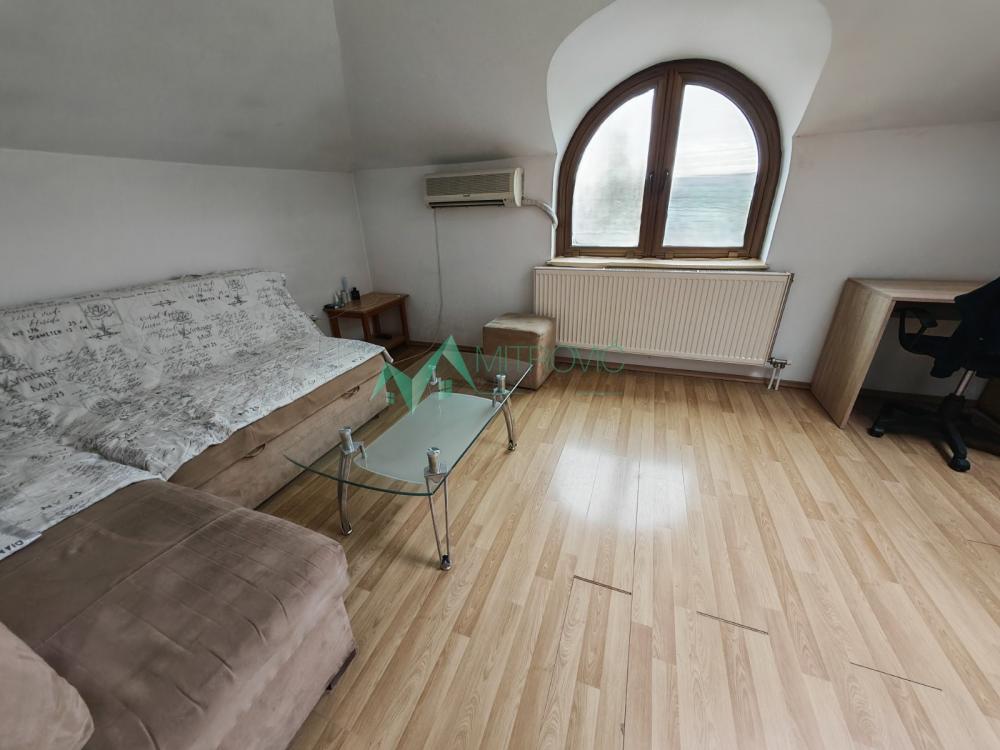 Slika 2 - Satelit, blizina pijace. Povoljna garsonjera od 22m2! 