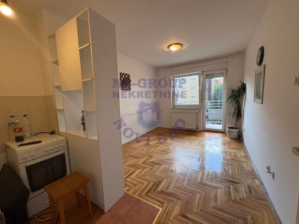 Slika 1 - Garsonjera na Novoj Detelinari