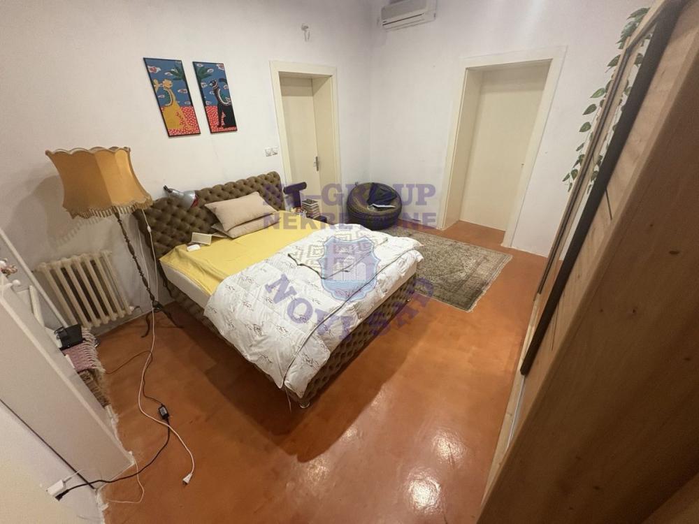 Slika 2 -  Pešačka zona - Centar - Parking mesto u ceni!!!