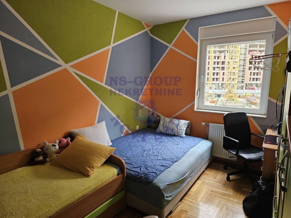 Slika 5 - Trosoban stan na Bulevaru patrijarha Pavla