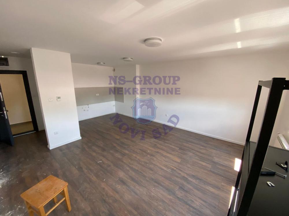 Slika 1 - Dvosoban stan u blizini Somborskog Bulevara