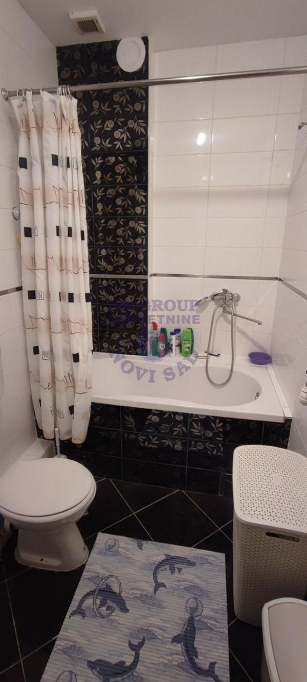 Slika 9 - Trosoban stan na Limanu 3 