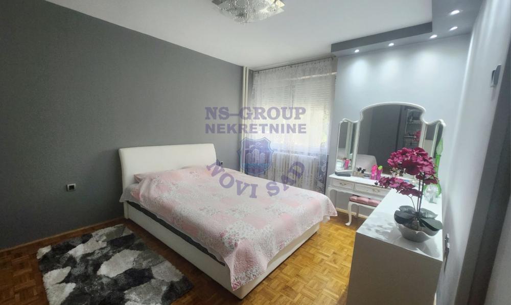 Slika 8 - Trosoban stan na  Limanu 3 