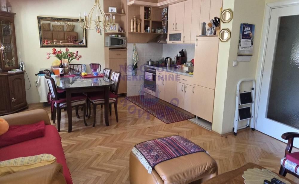 Slika 0 - Dvosoban stan na Novoj detelinari 