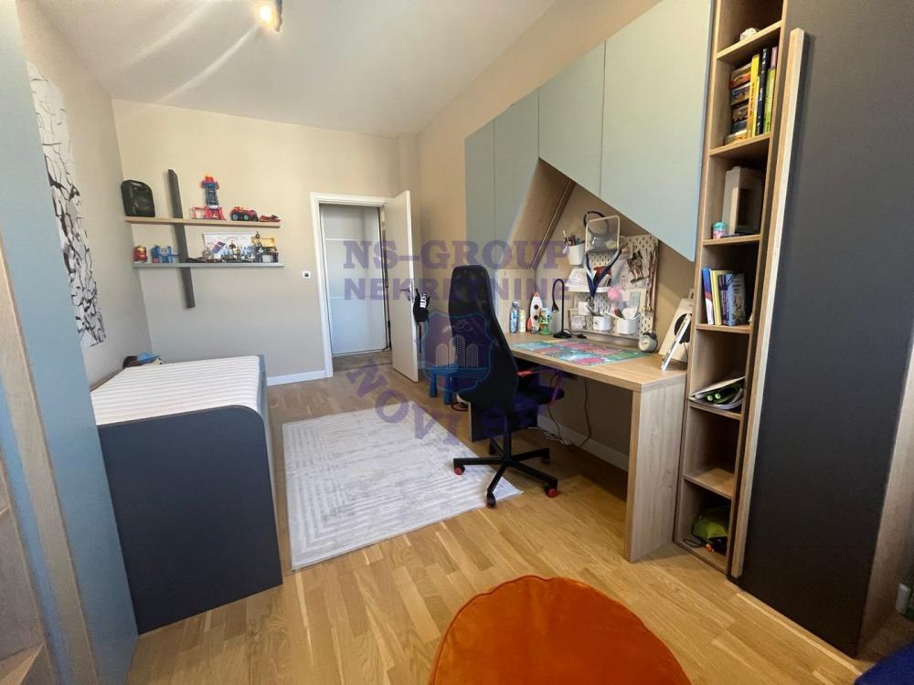 Slika 6 - Cetvorosoban stan na Novoj detelinari 