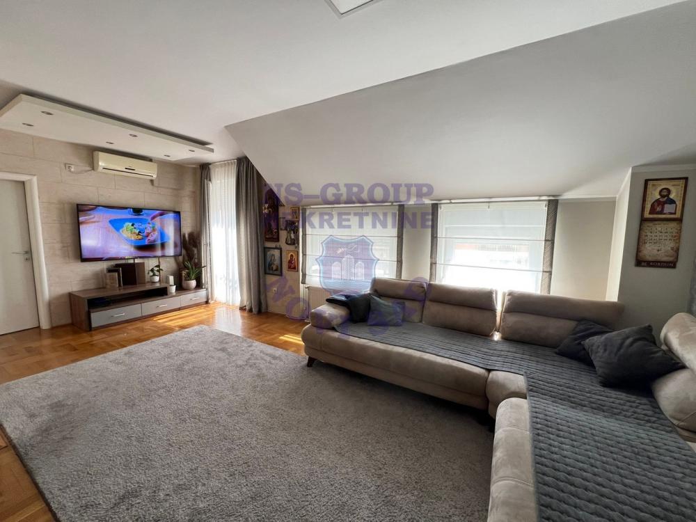 Slika 1 - Trosoban stan na Novoj detelinari 