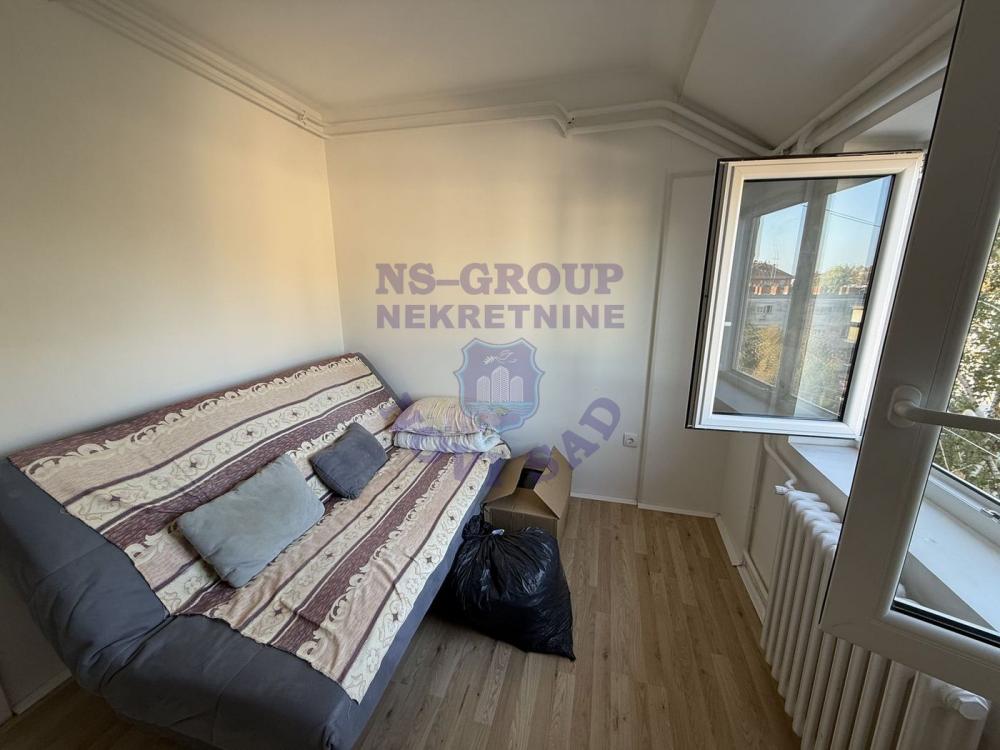 Slika 2 - Jednoiposoban stan na Detelinari