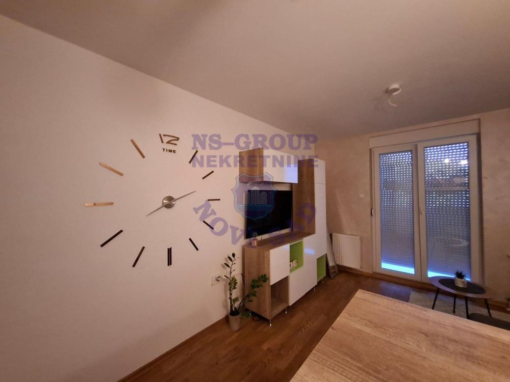 Slika 3 - Jednosoban, 27m2, Telep Novi Sad