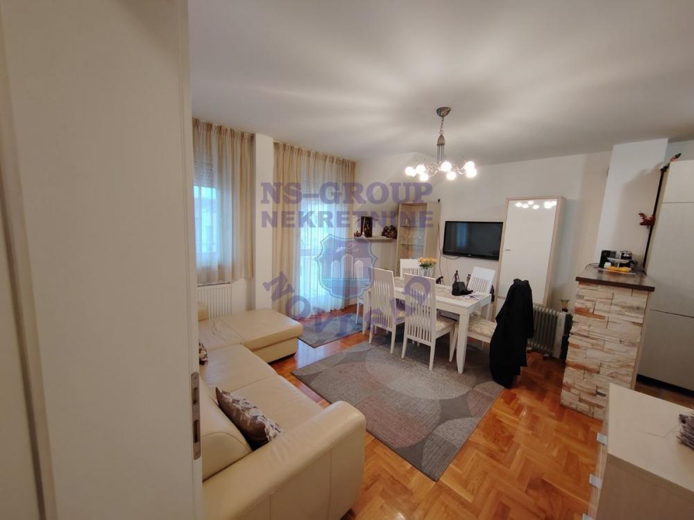 Slika 1 - Troiposoban na Novoj Detelinari!