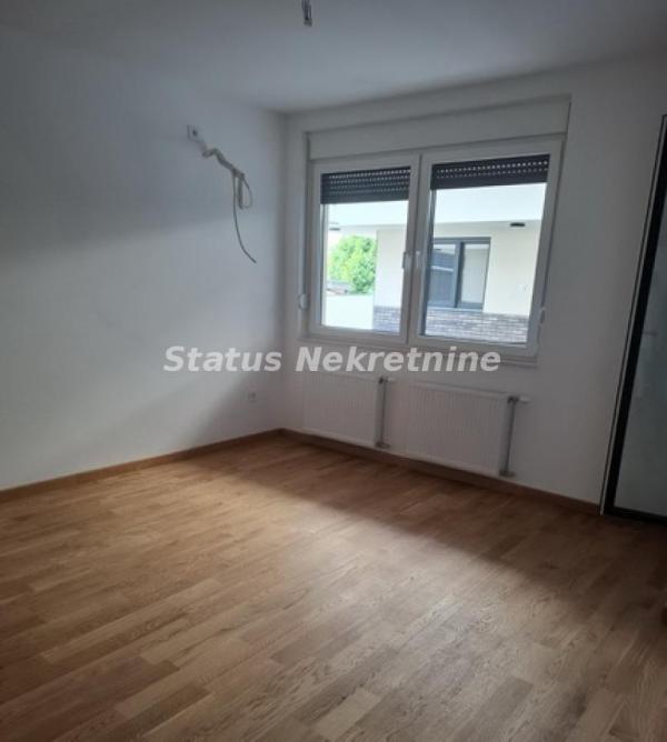 Slika 4 - Južni Telep-Uknjižen i Useljiv Jednoiposoban stan 41 m2 na visokom Prizemlju-može Stambeni Kredit-065/385 8880