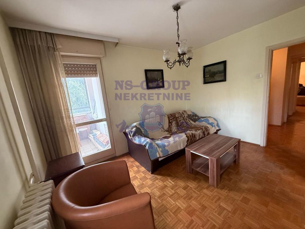 Slika 8 - Trosoban, 79m2, Liman 3 Novi Sad, sa terasom, ima lift