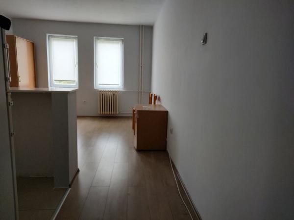 Slika 10 - Stan,NOVI SAD,PODBARA,kv: 24.00, € 75200, ID: 1058871