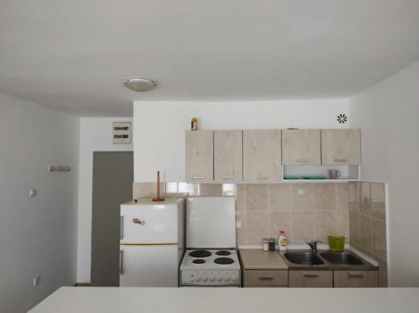 Slika 3 - Stan,NOVI SAD,PODBARA,kv: 24.00, € 75200, ID: 1058871